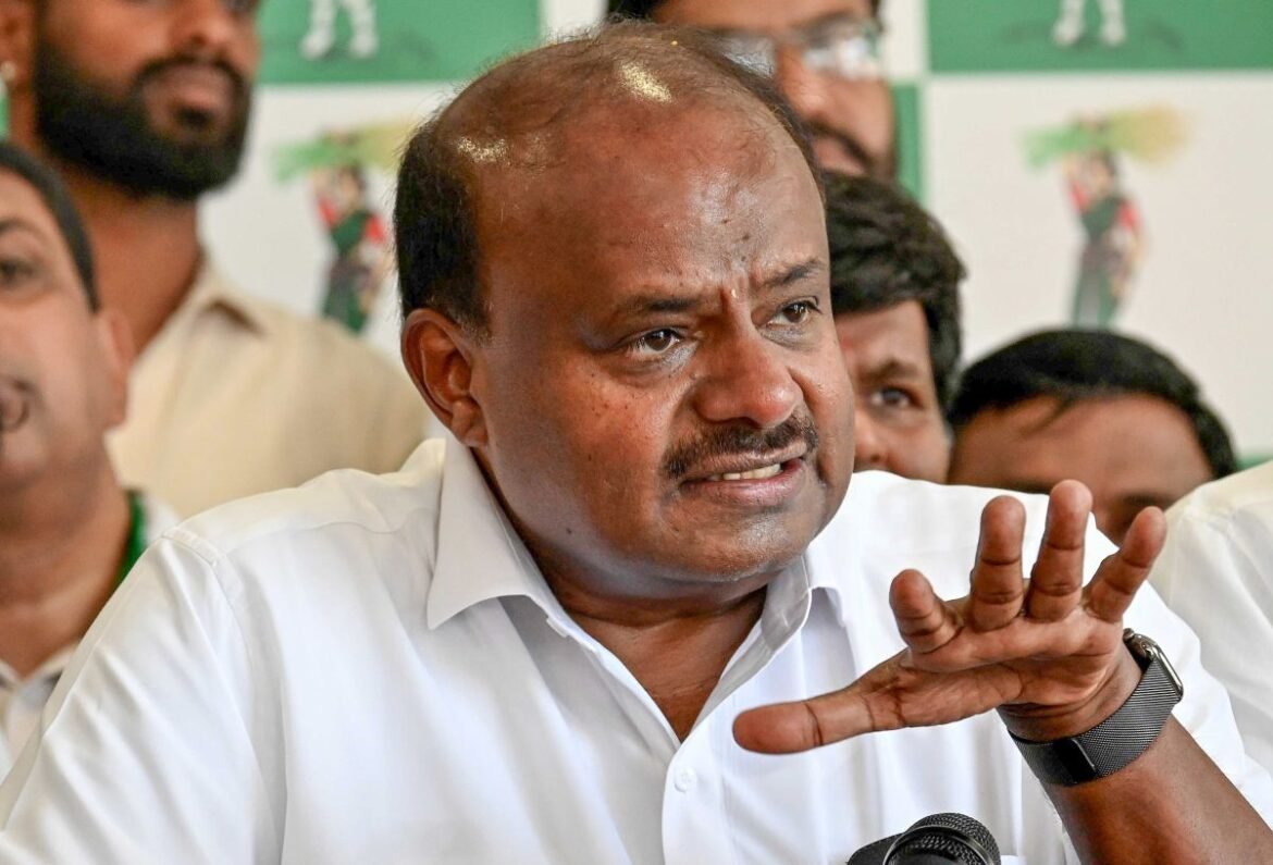 Kumaraswamy Accused of Alleged Threats by ADGP Amid Mining Probe
