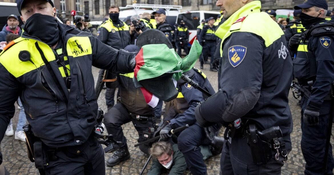 Amsterdam Police Detain Pro-Palestinian Protesters